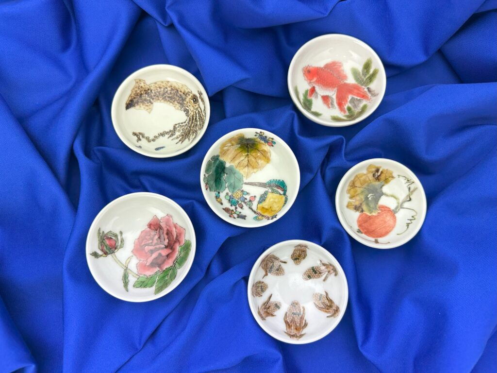 いか / 薔薇 / 野葡萄に翡翠 / 金魚 / からすうり / 土筆　　酒盃